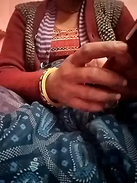 Snapshot of Cutkajal chatting on 12.23.24 Cutkajal online show from 12.23.24