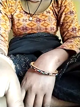 Snapshot of Cutkajal chatting on 03.11.25 Cutkajal online show from 03.11.25