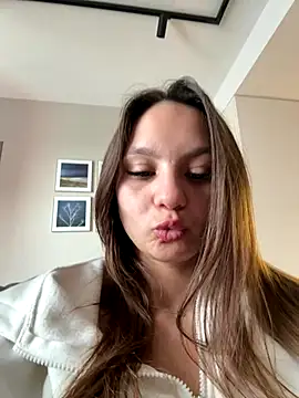 sweety secret  online show from 10.06.25