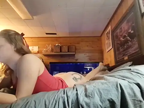 Snapshot of Ryan_and_Aurora chatting on 02.11.26 Ryan and Aurora online show from 02.11.26