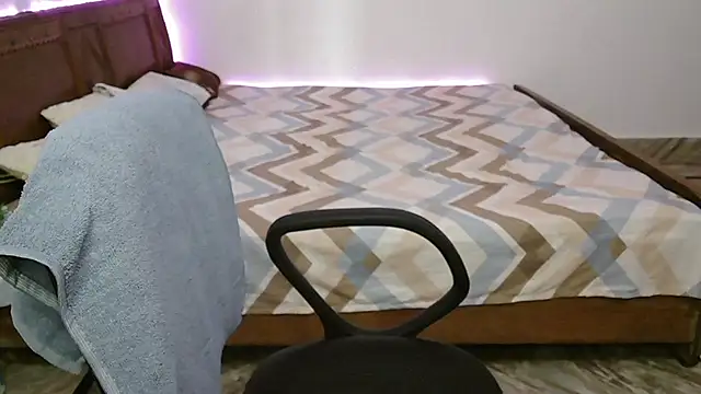 N-Natasha online show from 11.04.25