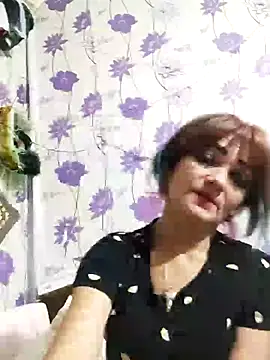 SweetLeila40 online show from 12.30.24