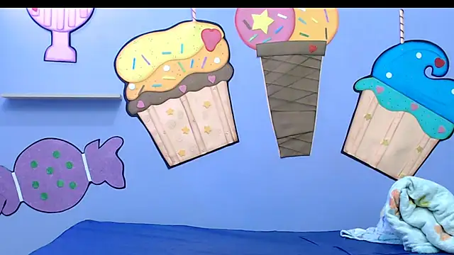 evaleribigtits18 online show from 12.05.25