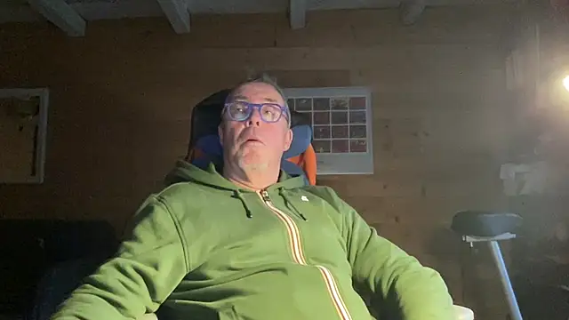 Snapshot of lelohop chatting on 02.06.26 lelohop online show from 02.06.26