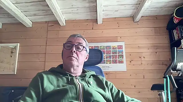 Snapshot of lelohop chatting on 02.23.26 lelohop online show from 02.23.26