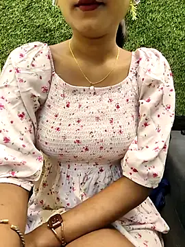 Snapshot of yhona_darling chatting on 03.31.26 yhona darling online show from 03.31.26