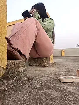 Snapshot of Hot_Urvi chatting on 12.11.24 Hot Urvi online show from 12.11.24