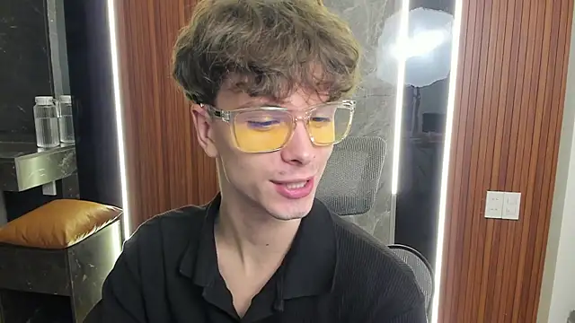 calvin love you online show from 04.26.26