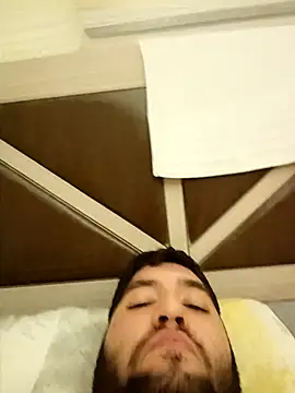 Snapshot of 31cektirenbatuu chatting on 02.10.25 31cektirenbatuu online show from 02.10.25