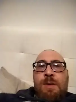 Snapshot of Cazzodr chatting on 03.17.25 Cazzodr online show from 03.17.25