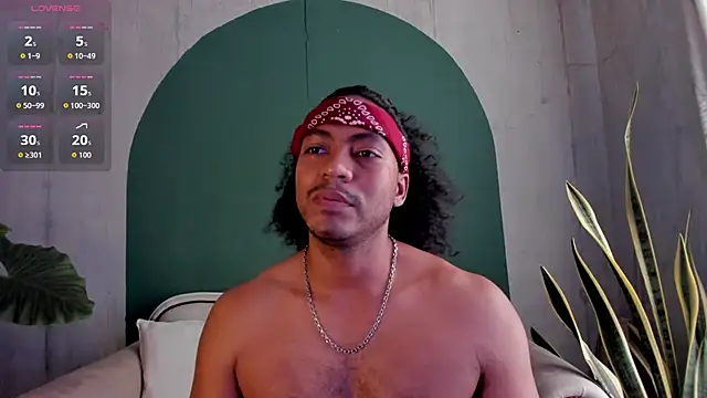 noah jones   online show from 11.27.25