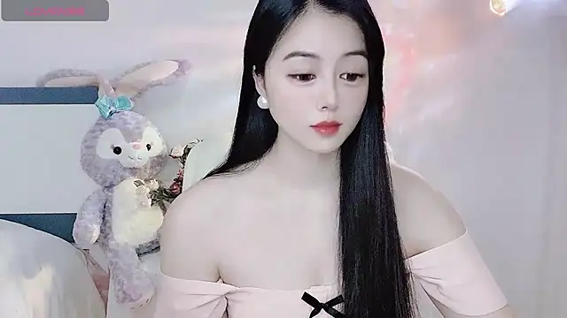 Snapshot of Lydia_170 chatting on 01.04.25 Lydia 170 online show from 01.04.25