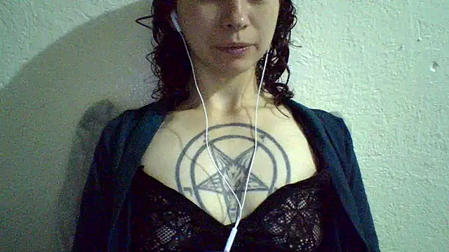 CELEna098rs707 online show from 04.05.26