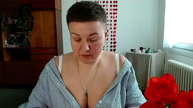 Snapshot of Annet1912 chatting on 02.02.25 Annet1912 online show from 02.02.25