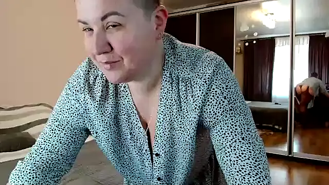 Snapshot of Annet1912 chatting on 04.05.26 Annet1912 online show from 04.05.26