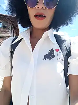 Snapshot of BlairSamy chatting on 01.30.25 BlairSamy online show from 01.30.25