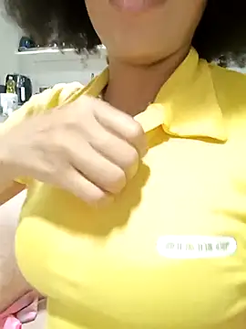 Snapshot of BlairSamy chatting on 12.14.25 BlairSamy online show from 12.14.25