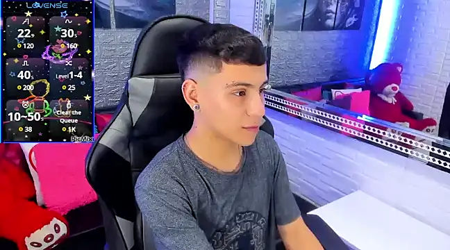 Snapshot of salvadorgomezx chatting on 12.02.24 salvadorgomezx online show from 12.02.24