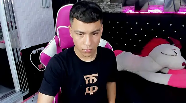 Snapshot of salvadorgomezx chatting on 12.05.24 salvadorgomezx online show from 12.05.24