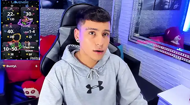 Snapshot of salvadorgomezx chatting on 12.09.24 salvadorgomezx online show from 12.09.24