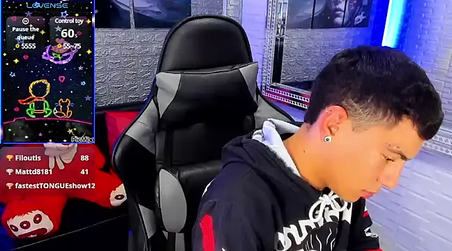 Snapshot of salvadorgomezx chatting on 12.29.24 salvadorgomezx online show from 12.29.24