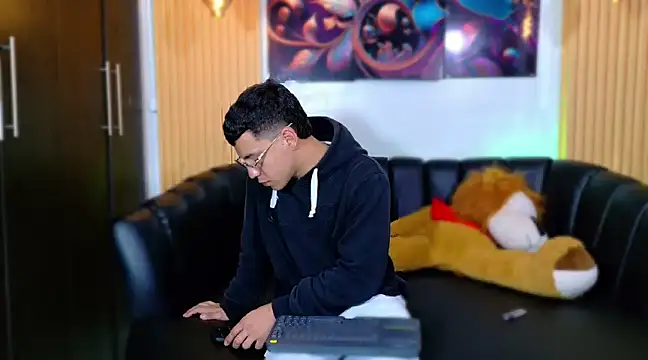 Snapshot of salvadorgomezx chatting on 02.06.25 salvadorgomezx online show from 02.06.25