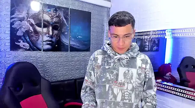 Snapshot of salvadorgomezx chatting on 02.19.25 salvadorgomezx online show from 02.19.25