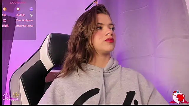 Snapshot of PaigeJayden chatting on 02.12.26 PaigeJayden online show from 02.12.26