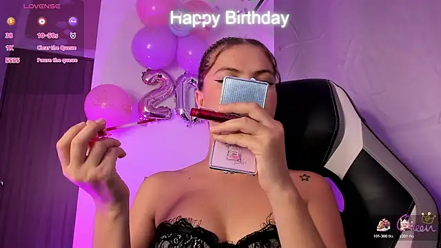 Snapshot of PaigeJayden chatting on 02.21.26 PaigeJayden online show from 02.21.26