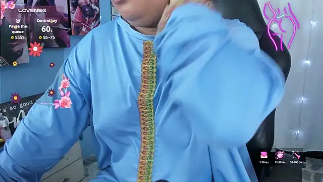 Snapshot of Falak-Yasin chatting on 03.21.26 Falak-Yasin online show from 03.21.26