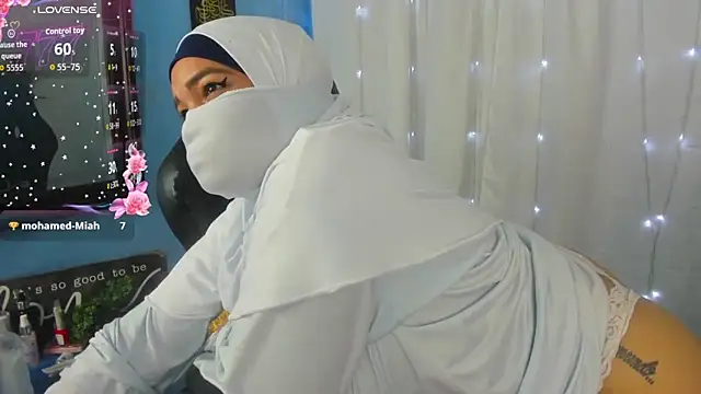 Snapshot of Falak-Yasin chatting on 03.30.26 Falak-Yasin online show from 03.30.26