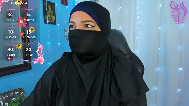 Snapshot of Falak-Yasin chatting on 05.06.26 Falak-Yasin online show from 05.06.26