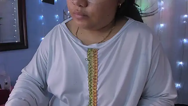 Snapshot of Falak-Yasin chatting on 06.20.26 Falak-Yasin online show from 06.20.26