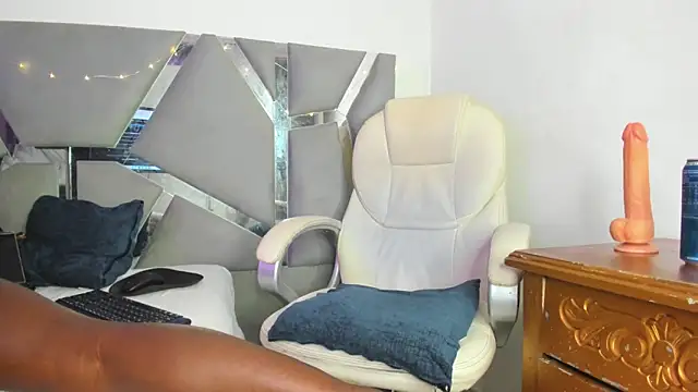 Arii xxx online show from 02.16.25