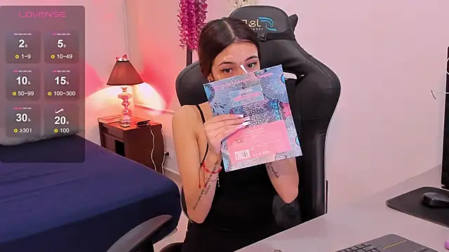 sofiarouge online show from 02.18.25