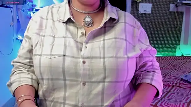 Gulabi Queen online show from 03.02.25