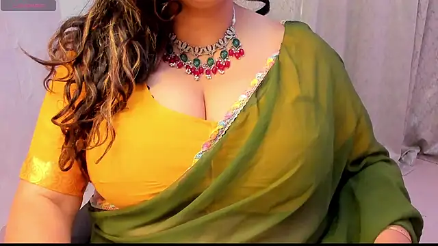 Gulabi Queen online show from 11.08.25