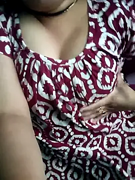 Arohi is Live online show from 12.05.25