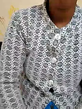 CUTYHINA 001 online show from 12.20.24