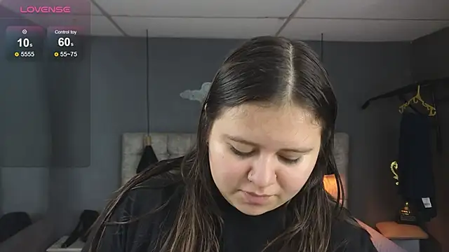 Laia and Aloby online show from 11.29.25