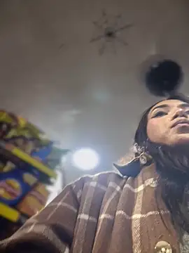 Nikol Rang   online show from 10.23.25