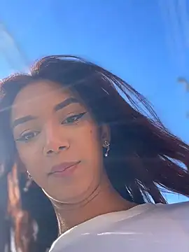 Nikol Rang   online show from 10.24.25