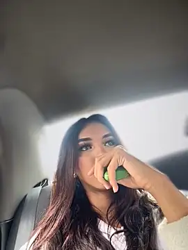 Nikol Rang   online show from 10.29.25