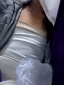 Nikol Rang   online show from 11.11.25