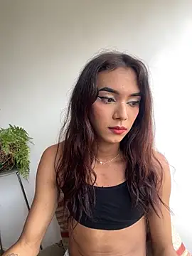 Nikol Rang   online show from 12.02.25