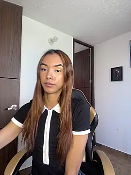 Nikol Rang   online show from 03.21.26