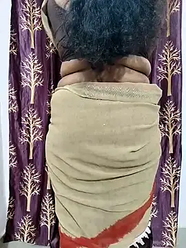 Snapshot of bhuvana555 chatting on 02.28.25 bhuvana555 online show from 02.28.25