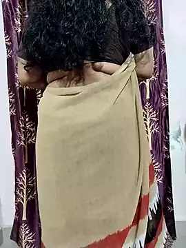 Snapshot of bhuvana555 chatting on 03.19.25 bhuvana555 online show from 03.19.25