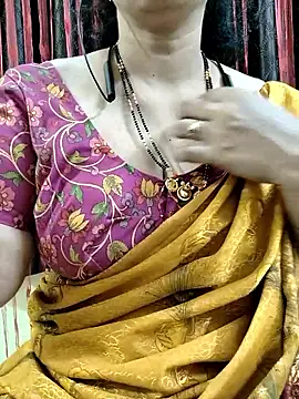 Snapshot of bhuvana555 chatting on 11.29.25 bhuvana555 online show from 11.29.25