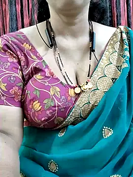 Snapshot of bhuvana555 chatting on 12.03.25 bhuvana555 online show from 12.03.25